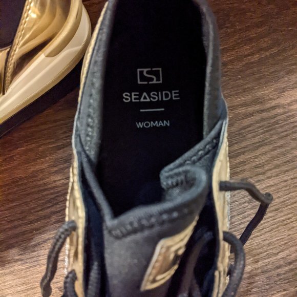 Brand new , never worn 3 pairs of slip on runners Size 9 - Picture 5 of 7